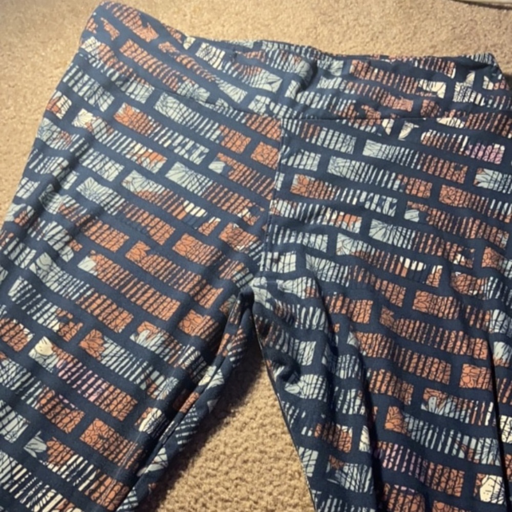 Tall & Curvy Lularoe Leggings